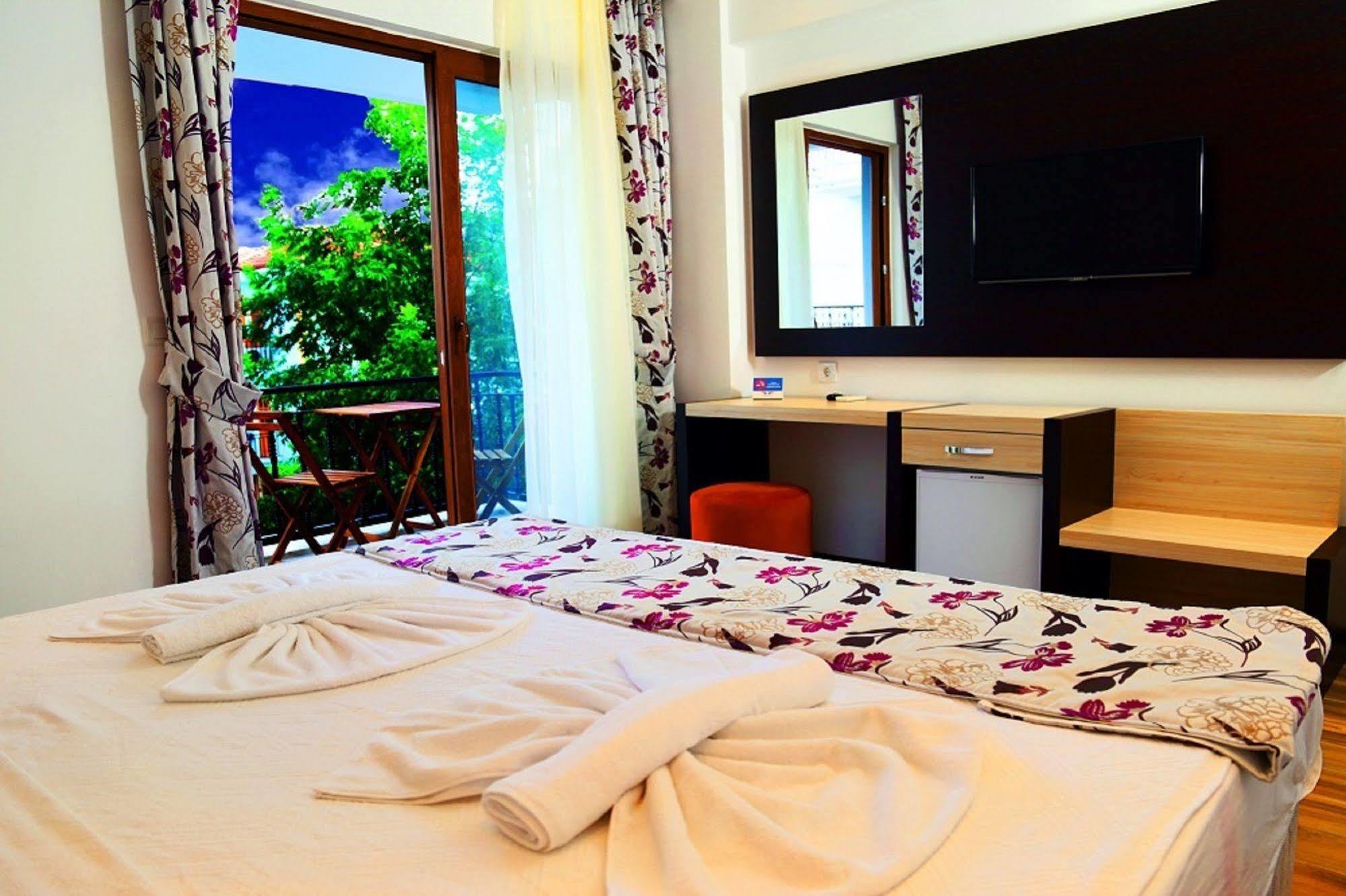 Hotel Hermes Каш Екстер'єр фото